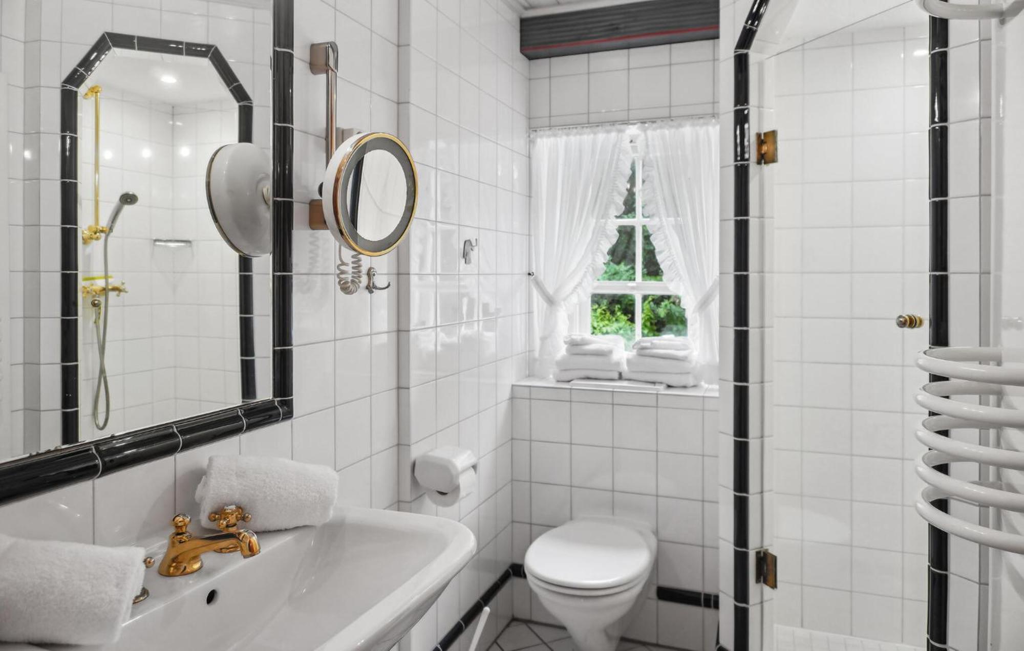 2 Bedroom Lovely Apartment In Dagebull Bagian luar foto